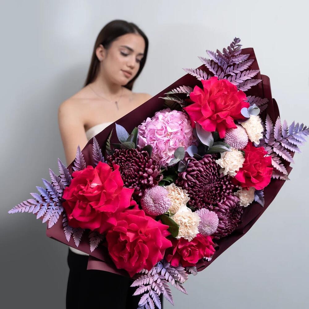 Премиум букет с хризантемой 'Шик и элегантность'